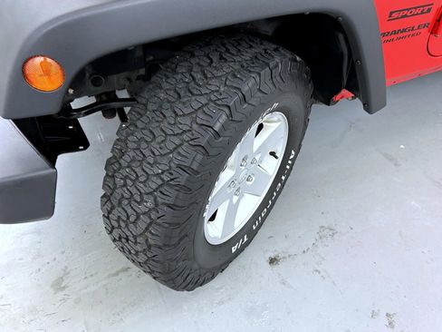 Used 2017 Jeep Wrangler Unlimited Sport w/ Quick Order Package 24S image 23
