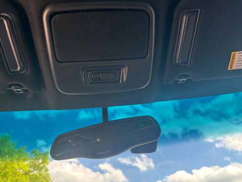 Used 1998 Cadillac Eldorado Touring w/ Safety/Security Pkg image 22