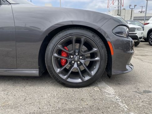 Used 2020 Dodge Charger Scat Pack RWD image 27