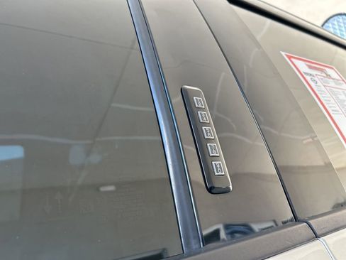 Used 2021 Ford F250 Lariat w/ Lariat Ultimate Package image 19