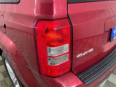 Used 2012 Jeep Patriot Sport w/ PWR Value Group image 18