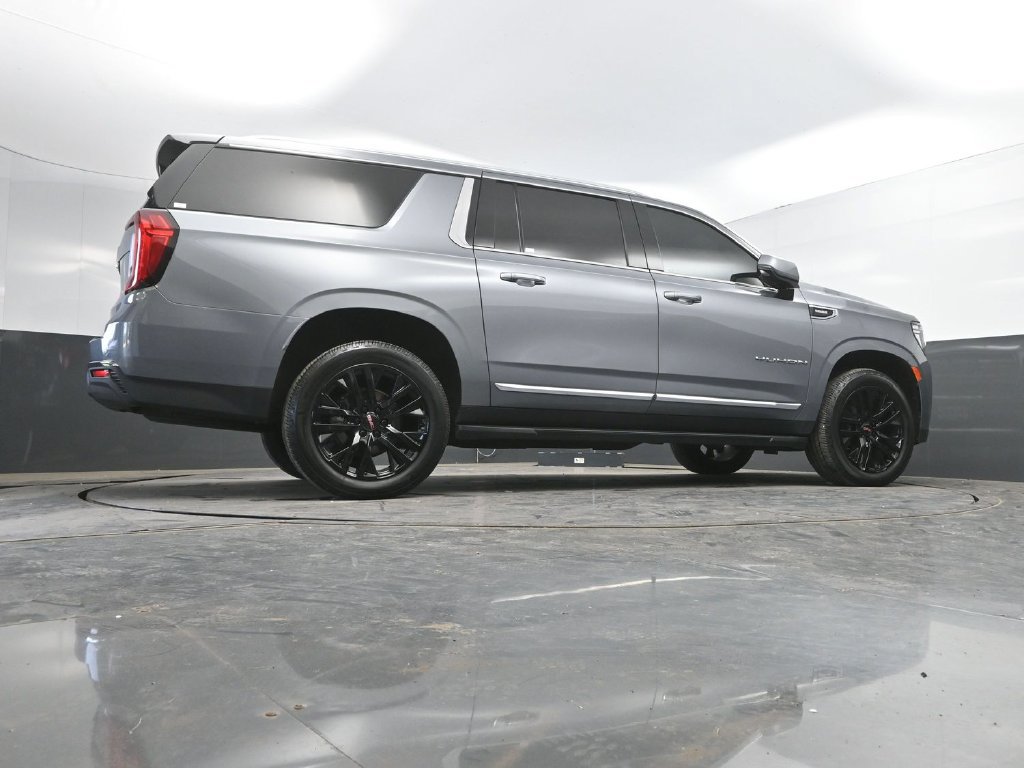 Used 2022 GMC Yukon XL SLT w/ SLT Premium Package AWD/4WD image 41