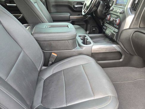 Certified 2022 Chevrolet Silverado 3500 LTZ w/ LTZ Texas Edition image 15