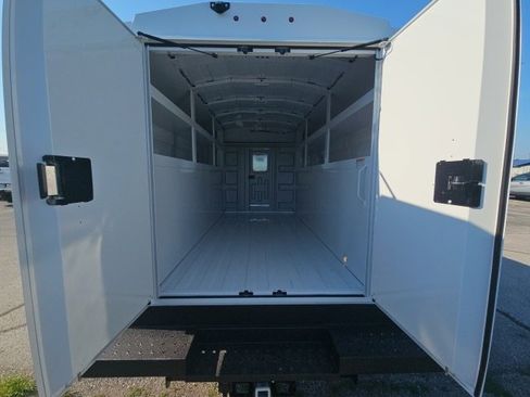 New 2025 Chevrolet Express 3500 Work Van w/ Power Convenience Package image 17