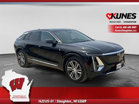 Used 2024 Cadillac Lyriq Luxury AWD/4WD image 1