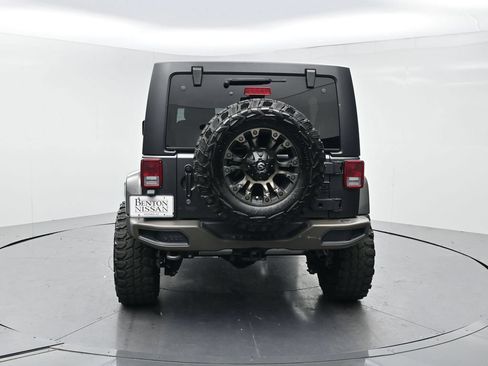 Used 2017 Jeep Wrangler Unlimited Sahara AWD/4WD image 21