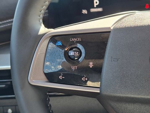 Used 2025 Nissan Murano SL w/ Cargo Package AWD/4WD image 32