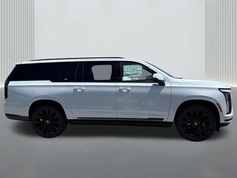 New 2026 Cadillac Escalade ESV Platinum Sport AWD/4WD image 4