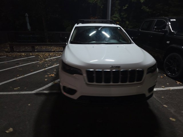 Used 2022 Jeep Cherokee Latitude Lux w/ Sun & Sound Group AWD/4WD image 13