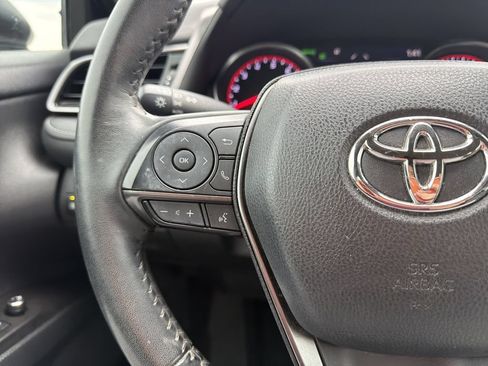 Used 2022 Toyota Camry XSE FWD image 26