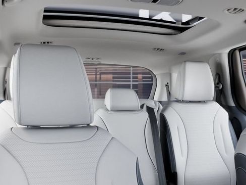 New 2026 Kia Carnival SX Prestige FWD image 32