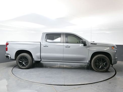 Used 2024 Chevrolet Silverado 1500 RST AWD/4WD image 4