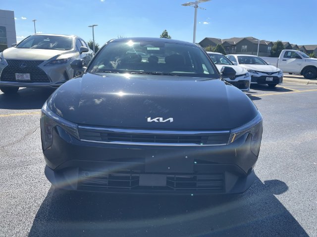 Used 2025 Kia K4 FWD image 11