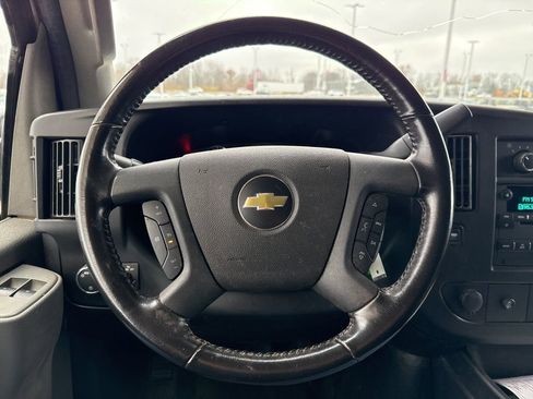 Used 2021 Chevrolet Express 2500 w/ Driver Convenience Package image 11