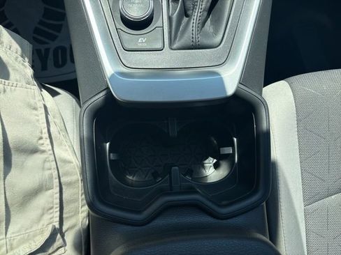 Used 2025 Toyota RAV4 XLE w/ Convenience Package AWD/4WD image 20