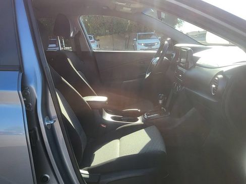 Used 2018 Hyundai Kona SEL FWD image 18