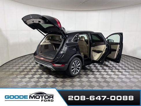 Used 2019 Lincoln MKC Reserve w/ MKC Technology Package image 14
