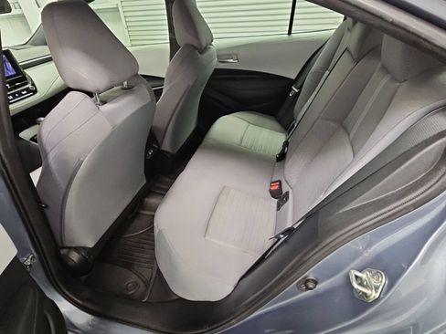 Used 2023 Toyota Corolla SE w/ SE Premium Package FWD image 30