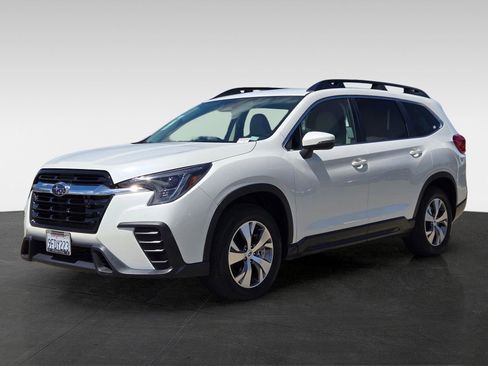 Used 2023 Subaru Ascent Premium w/ Convenience Package AWD/4WD image 8