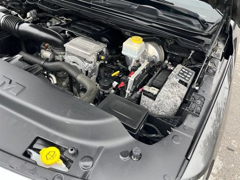 Used 2019 RAM 1500 Big Horn AWD/4WD image 39