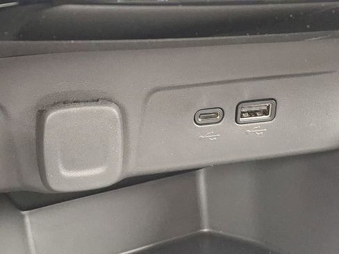 Certified 2025 Chevrolet Trax RS w/ Driver Confidence Package image 25