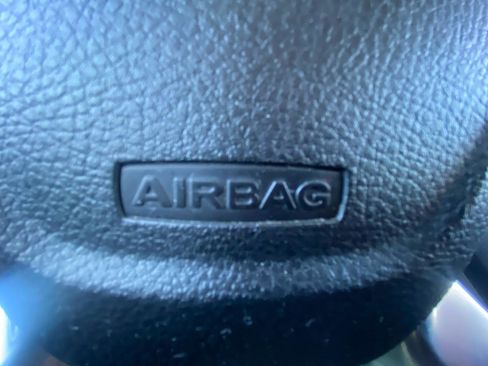 Used 2022 Ford Transit Connect XL image 34