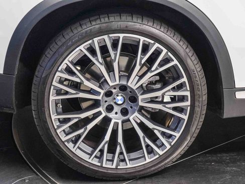 Used 2026 BMW X5 sDrive40i w/ Premium Package RWD image 11
