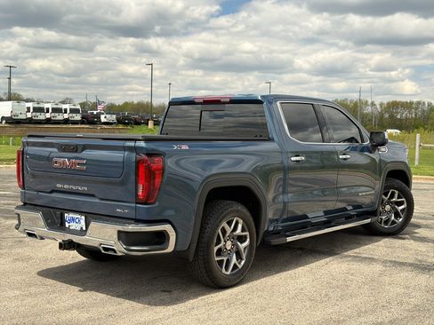 Used 2024 GMC Sierra 1500 SLT w/ SLT Premium Plus Package AWD/4WD image 4