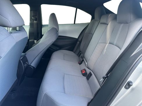 Used 2025 Toyota Corolla SE w/ Convenience Package FWD image 13