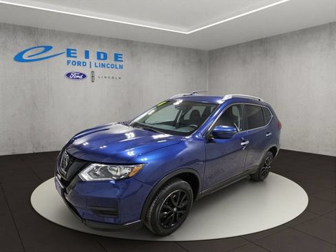 Used 2018 Nissan Rogue SV AWD/4WD image 5