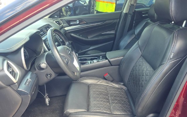Used 2020 Nissan Maxima Platinum w/ Sport Mat Group FWD image 4