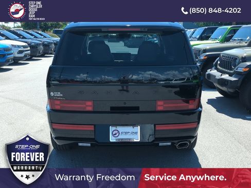 Used 2024 Hyundai Santa Fe Calligraphy FWD image 5