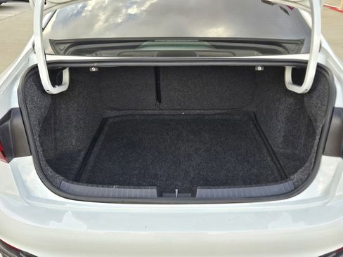 Used 2023 Volkswagen Jetta Sport image 13