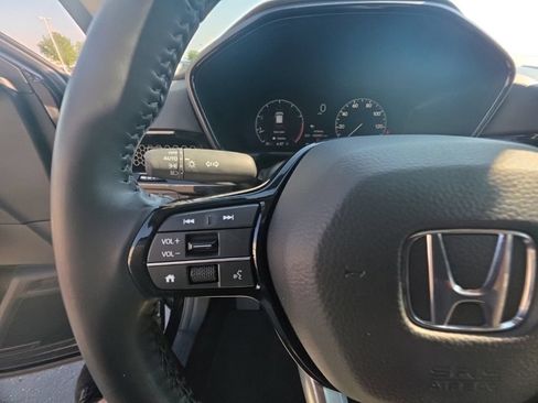 Used 2025 Honda CR-V EX-L image 15