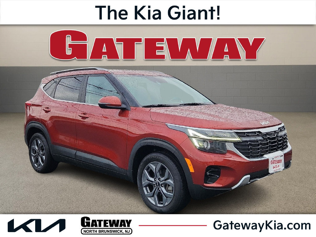 Certified 2024 Kia Seltos S AWD/4WD image 1