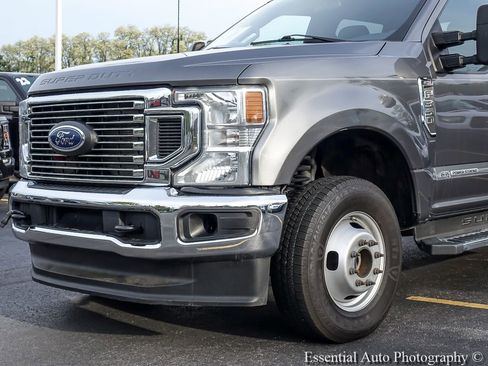 Used 2022 Ford F350 XL w/ STX Appearance Package AWD/4WD image 4