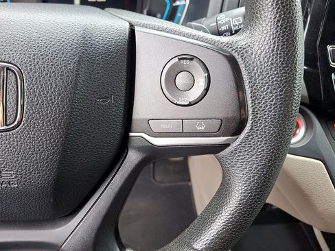 Used 2019 Honda Odyssey EX image 10