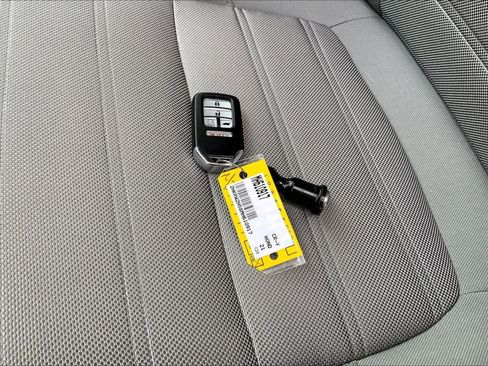 Used 2021 Honda CR-V EX image 15