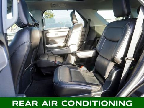 Used 2022 Ford Explorer Limited image 9