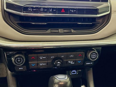 Used 2022 Jeep Compass Limited w/ Elite Group image 24