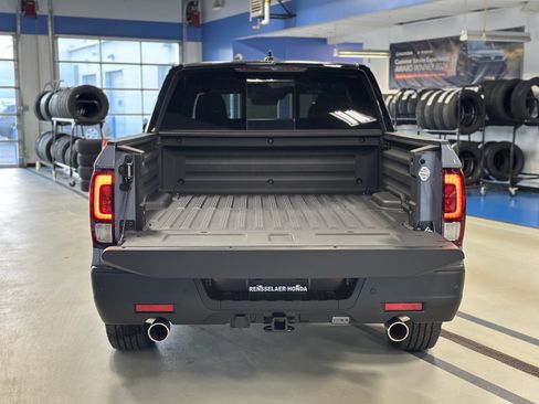 New 2026 Honda Ridgeline Black Edition image 6