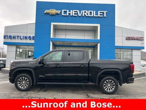 Used 2022 GMC Sierra 1500 AT4 w/ AT4 Premium Package image 1