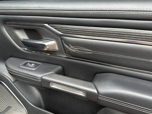 Used 2019 RAM 1500 Limited AWD/4WD image 18
