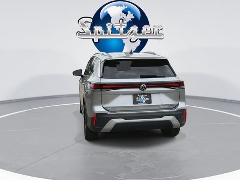 New 2026 Volkswagen Tiguan SE AWD/4WD image 3