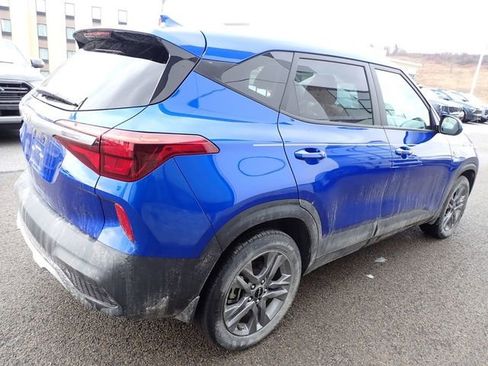 Certified 2023 Kia Seltos LX image 5