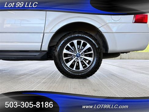Used 2015 Ford Expedition EL XLT w/ Equipment Group 202A AWD/4WD image 59