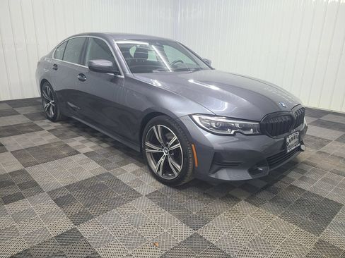 Used 2022 BMW 330i xDrive Sedan w/ Premium Package 2 AWD/4WD image 4