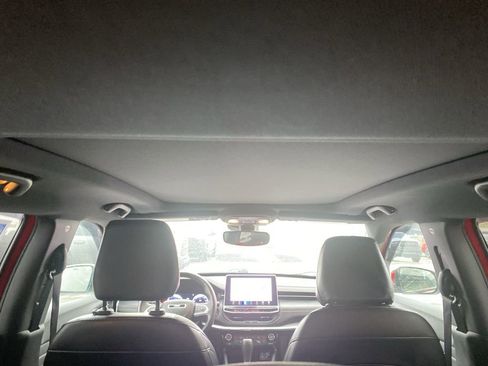 Certified 2022 Jeep Compass Limited w/ (RED) Package image 15