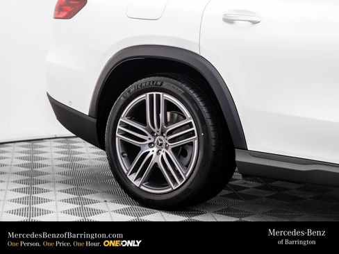 New 2026 Mercedes-Benz GLS 450 4MATIC image 40
