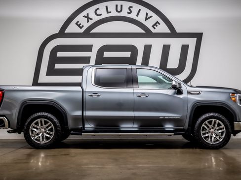 Used 2021 GMC Sierra 1500 SLT AWD/4WD image 9